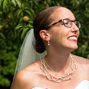 Meet your Posher, Hilary